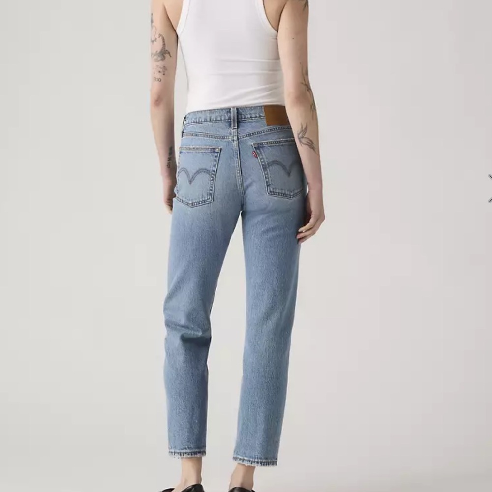 Levi's Wedgie Jeans - Picture 2 of 6